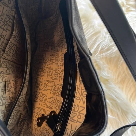 Ellington black Leather convertible Hobo Shoulder backpack Bag - Picture 6 of 7